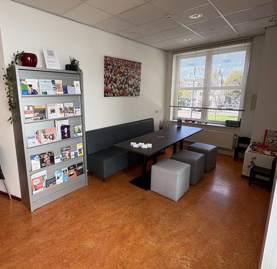 Achter de Blauwe deur